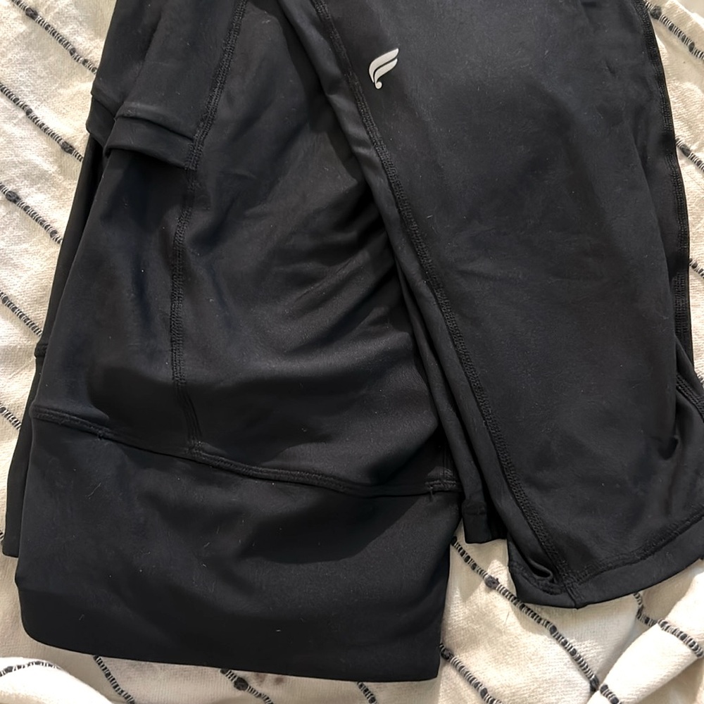 Fabletics On-The-Go PowerHold® High-Waisted Leggings with pockets